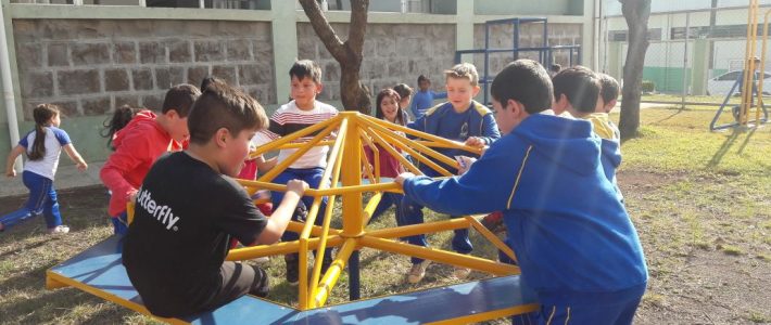 ENERCAN entrega parque infantil para escola de Campos Novos